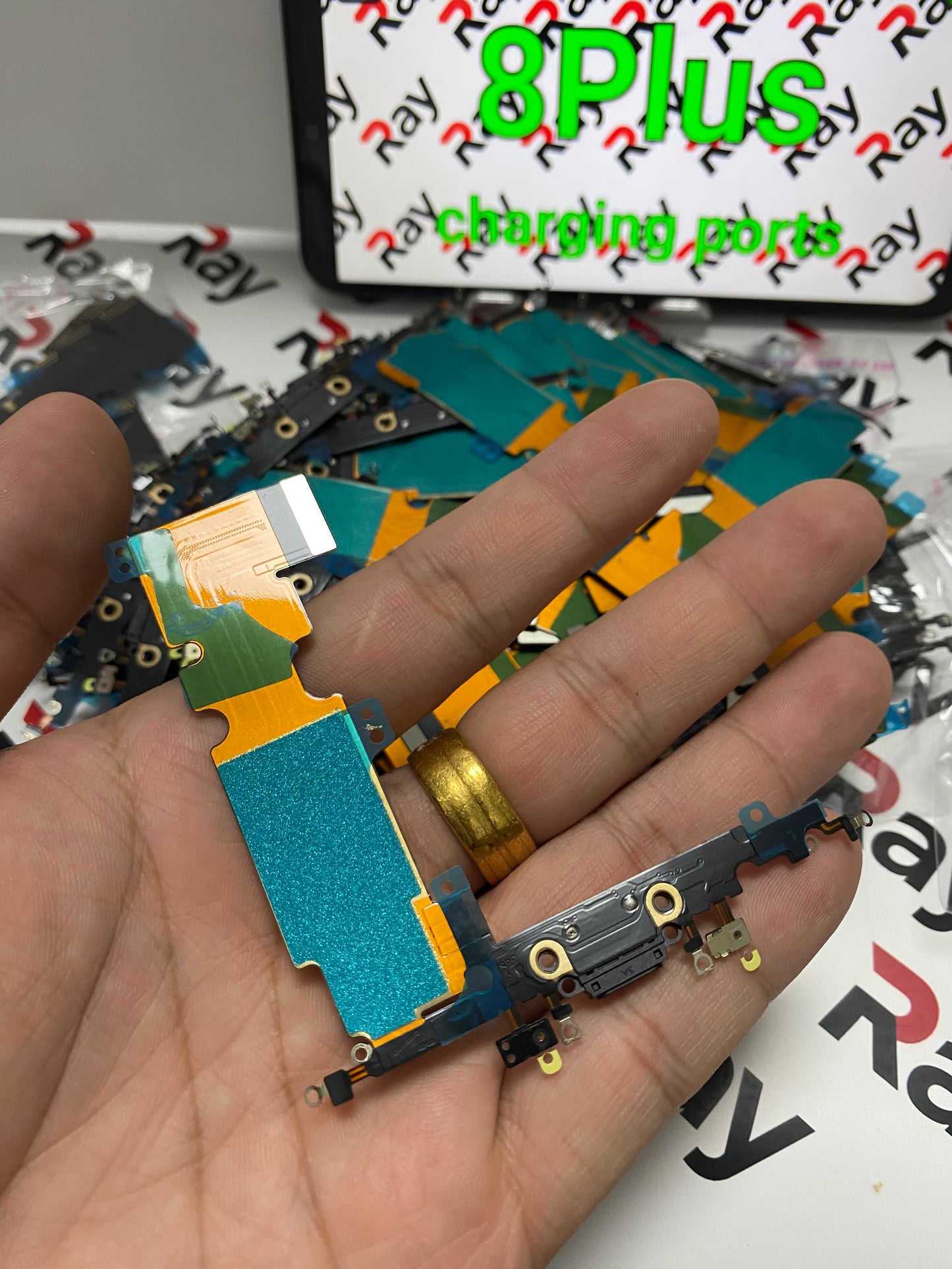 CC FLEX IPHONE 8 PLUS