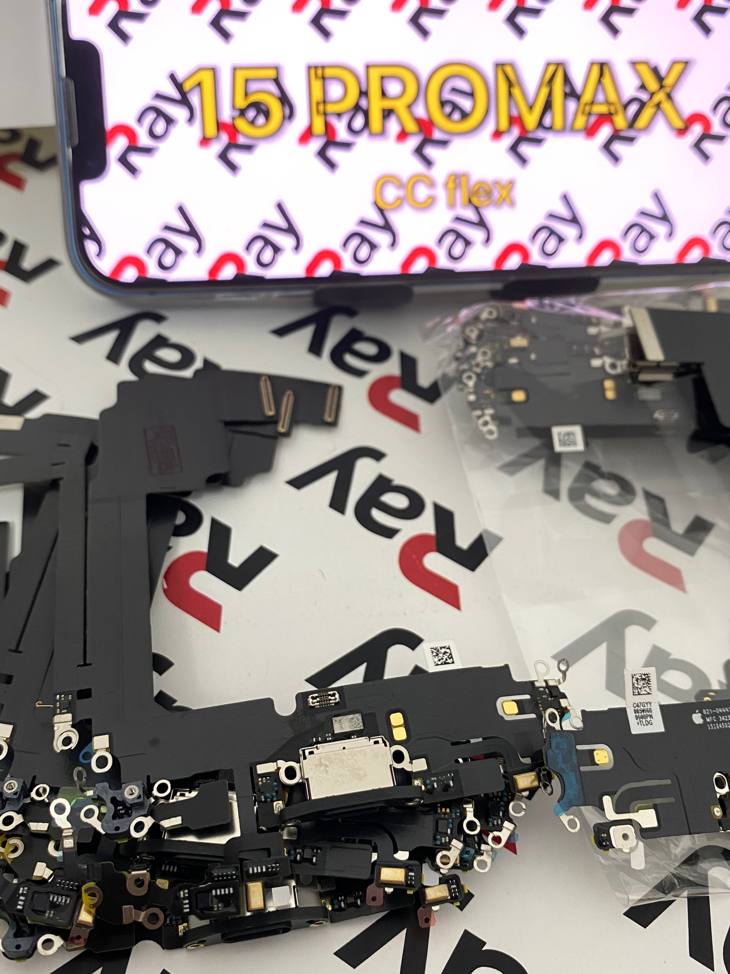 CC FLEX IPHONE 15 PRO MAX