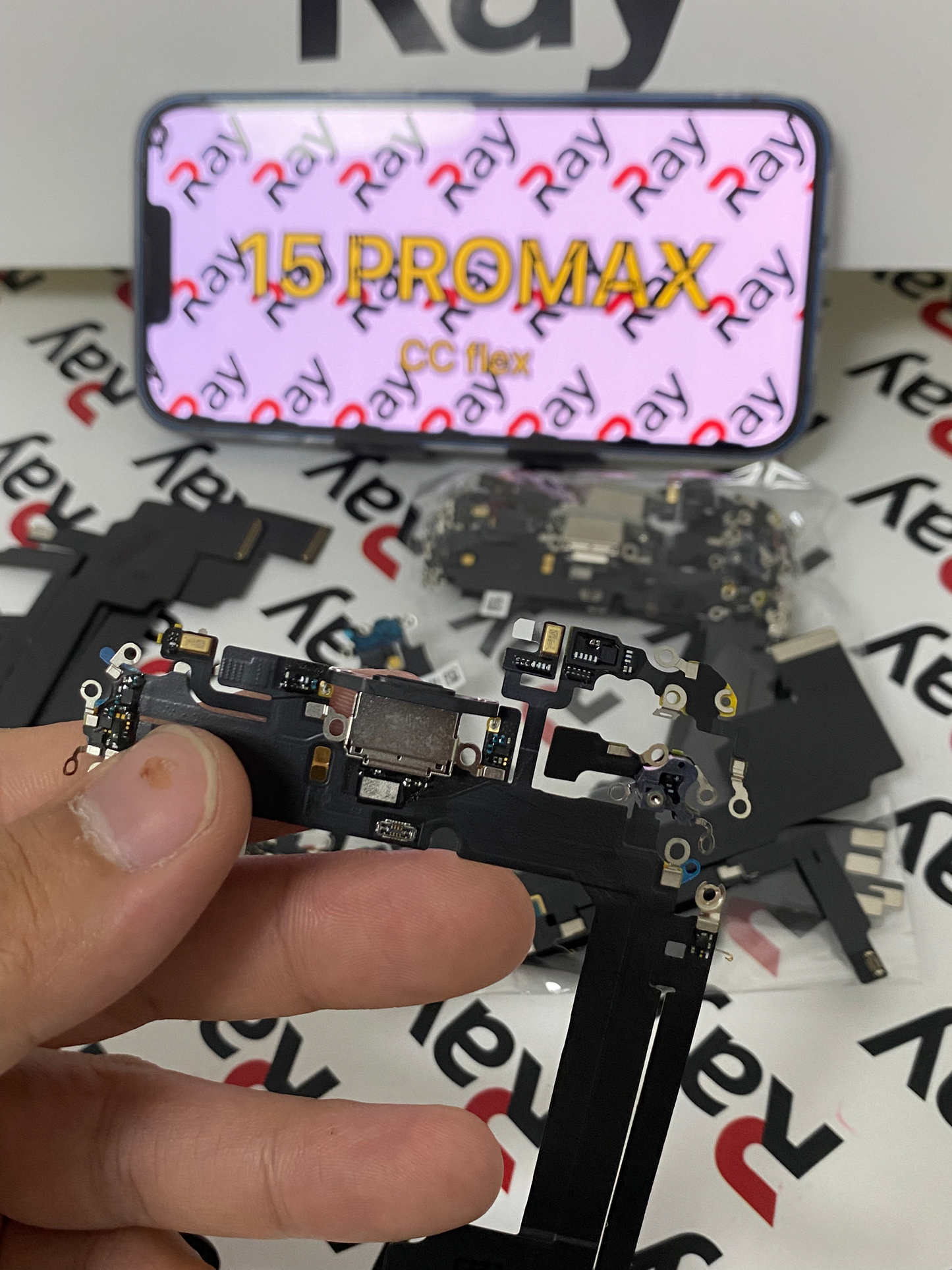 CC FLEX IPHONE 15 PRO MAX