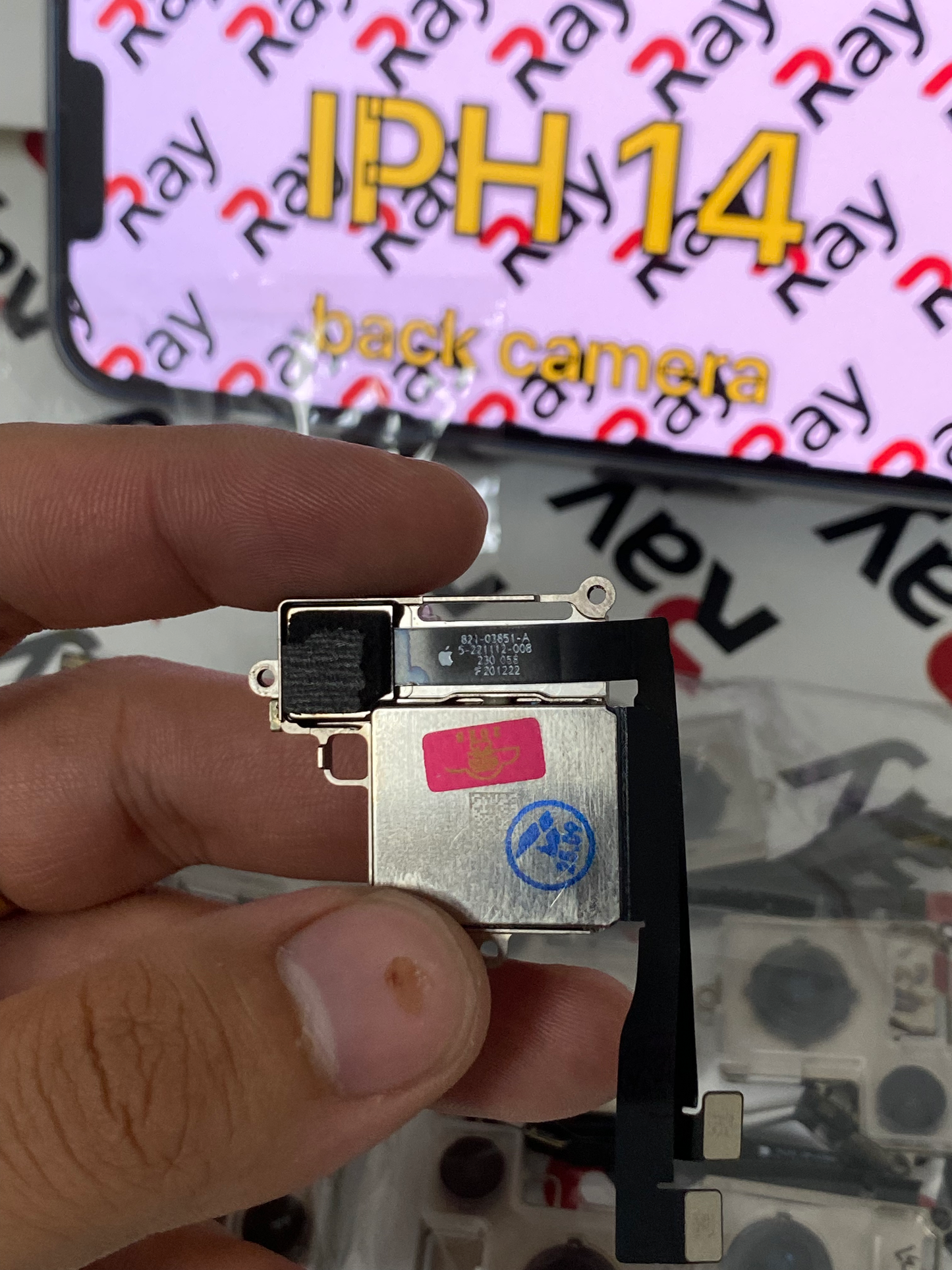 BIG CAMERA IPHONE 14