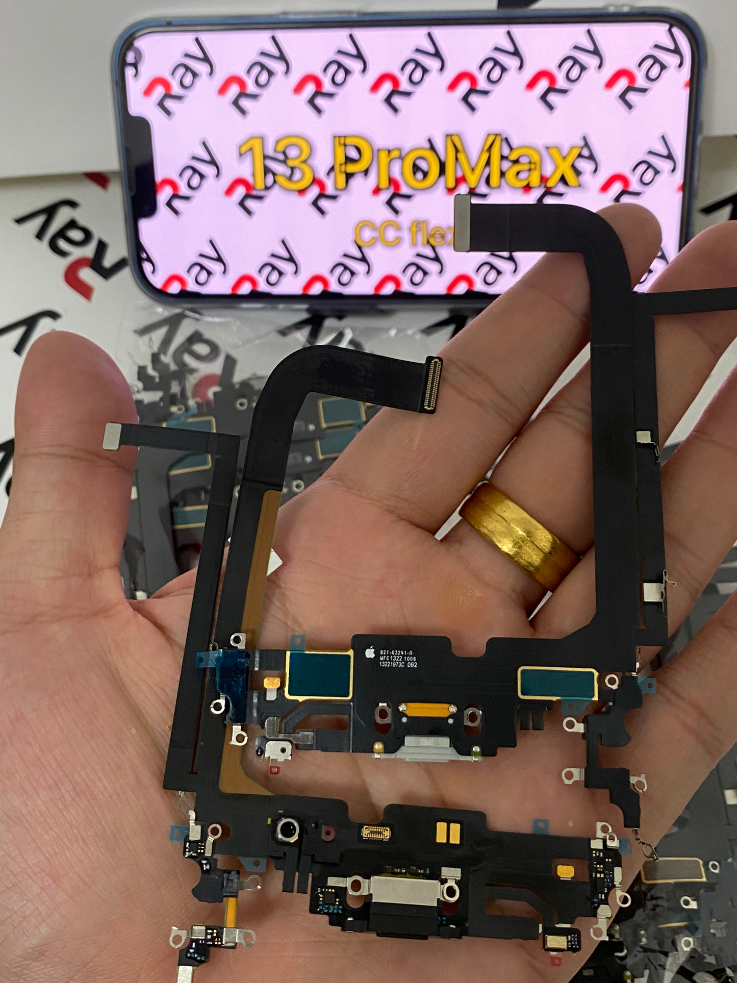 CC FLEX IPHONE 13 PRO MAX