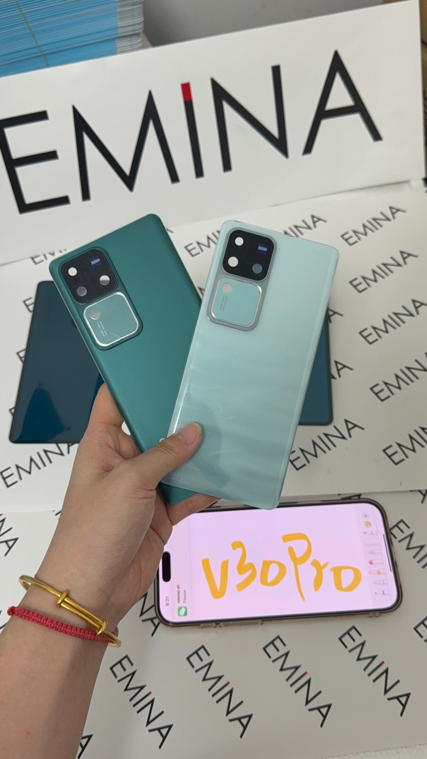 BACK COVER V30 Pro