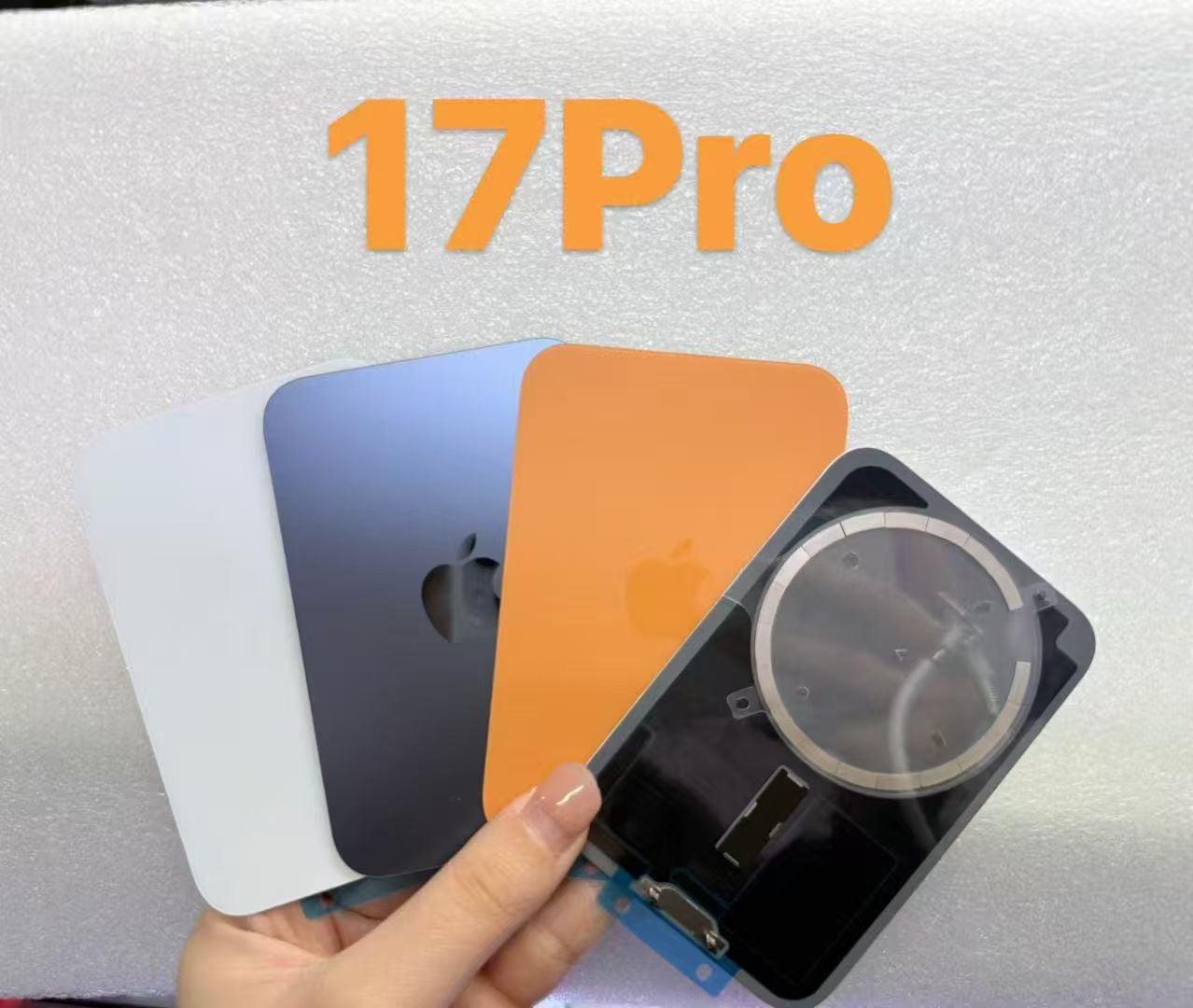 BACK COVER IPHONE 17 PRO